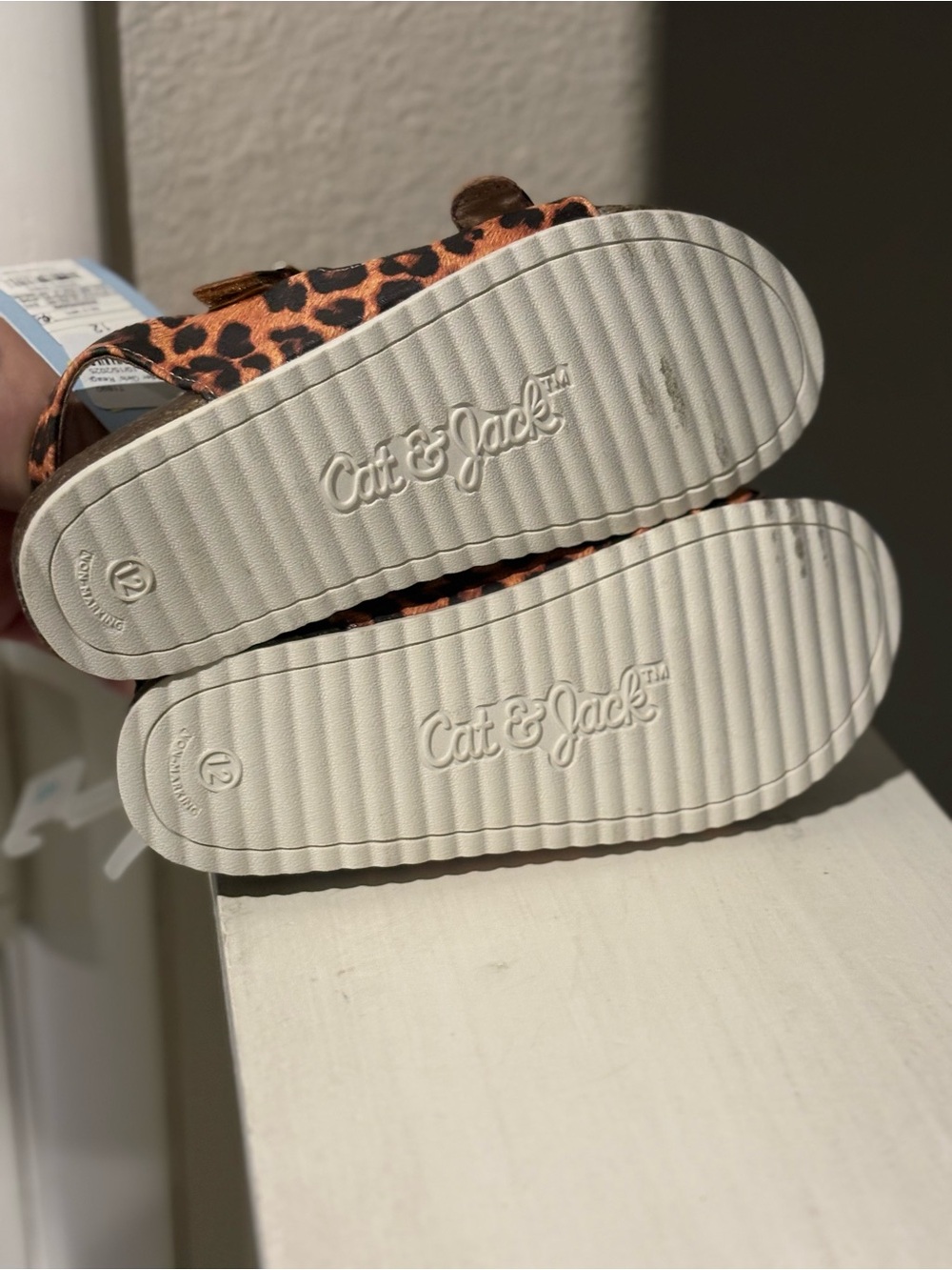 New- Cat & Jack Reagan Footbed Sandals Brown Leopard Print Little Girl Sz 12 - Picture 5 of 6